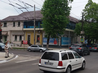 Oficiu cu iesire la Bodoni Kogalniceanu, cu reparatie euro de calitate