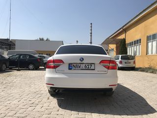 Skoda Superb foto 5