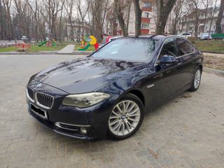 BMW 5 Series foto 1