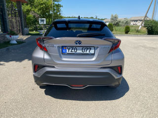 Toyota C-HR foto 5