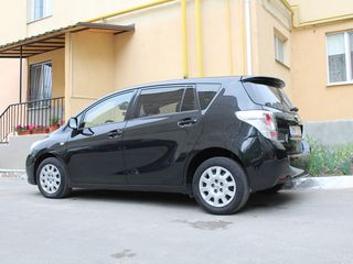 Toyota Verso foto 1