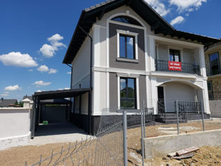 Se vinde casă in sector rezidențial! foto 8