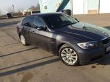 BMW 3 Series foto 2