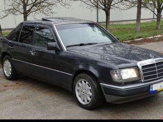 Mercedes Series (W124) foto 4