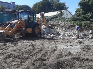 Servicii Bobcat Manipulator Excavator Basculant foto 2