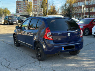 Dacia Sandero foto 3