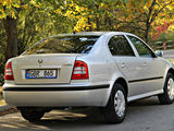 Skoda Octavia foto 1