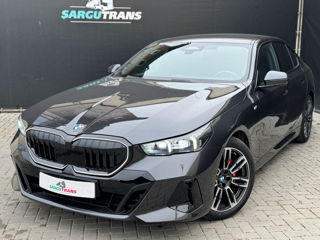 BMW 5 Series foto 2