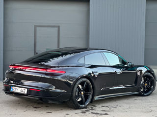 Porsche Taycan, 2022 г.