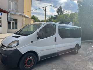 Opel Vivaro foto 1