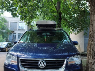 Volkswagen Touran foto 4