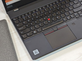 Lenovo ThinkPad P15s IPS (Core i7 10510u/16Gb DDR4/512Gb SSD/Nvidia Quadro P520/15.6" FHD IPS) foto 9