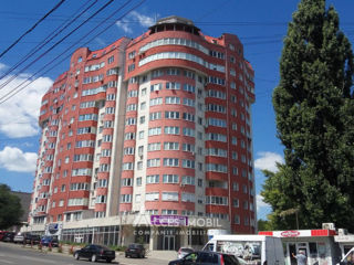 Apartament cu 3 camere, 95 m², Poșta Veche, Chișinău