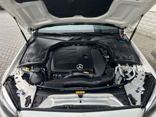 Mercedes C-Class foto 18