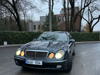 Mercedes E-Class foto 2