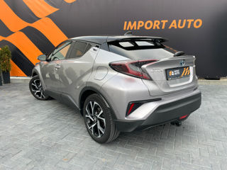 Toyota C-HR foto 7