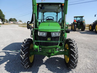 John Deere 5055E tractor de vanzare stare perfecta de functionare foto 5