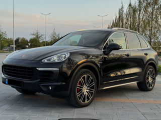 Porsche Cayenne foto 2