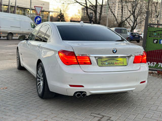 BMW 7 Series foto 4