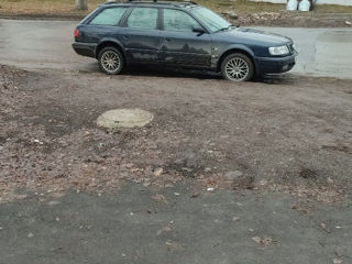 Audi 100 фото 9