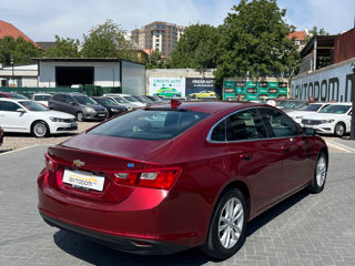 Chevrolet Malibu foto 3