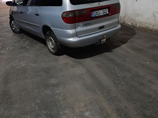 Ford Galaxy foto 3