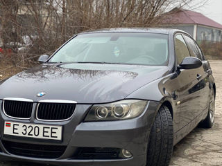 BMW 3 Series foto 6