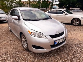 Toyota Matrix foto 2