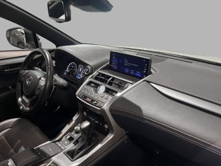 Lexus NX Series foto 12