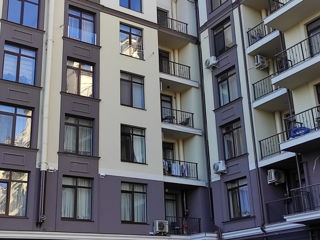 Apartament cu 4 camere, 128 m², Centru, Chișinău foto 3