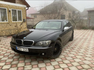 BMW 7 Series foto 1