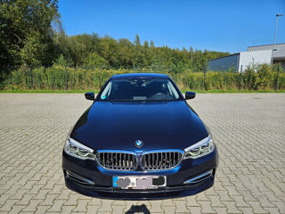 BMW 5 Series foto 4