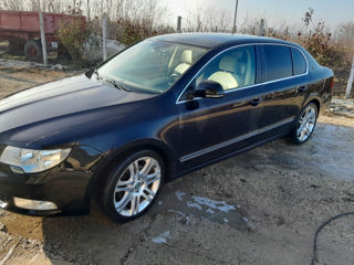 Skoda Superb foto 3