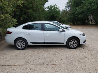 Renault Fluence foto 3