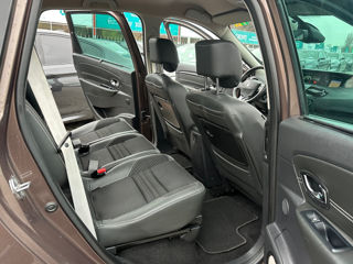 Renault Grand Scenic foto 9