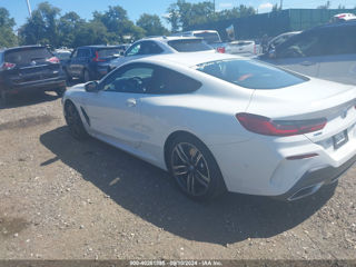 BMW 8 Series foto 5