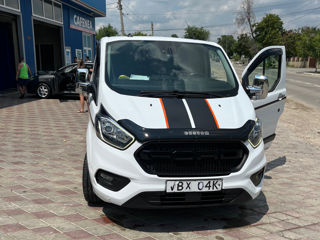 Ford Tranzit Custom foto 2