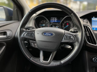 Ford Focus foto 11