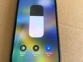 iPhone X 64GB. Totul este original. In stare perfecta.