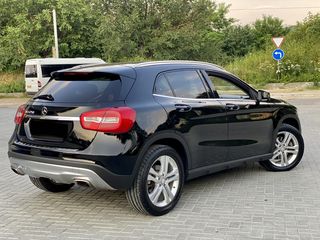 Mercedes GLA foto 3