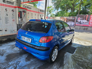 Peugeot 206 foto 4