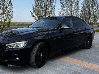 BMW 3 Series foto 5