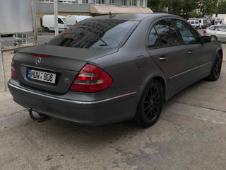 Mercedes E-Class foto 10