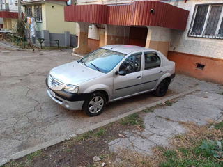 Dacia Logan foto 4