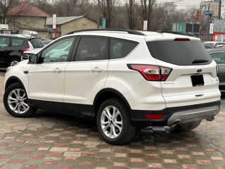 Ford Escape foto 3