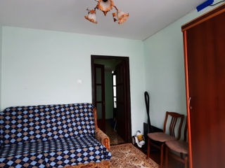 Apartament cu 2 camere, 57 m², Botanica, Chișinău foto 3