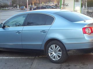 Volkswagen Passat foto 3