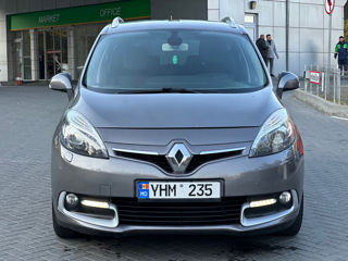 Renault Grand Scenic foto 2