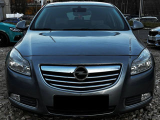 Opel Insignia foto 2