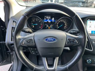 Ford Focus foto 11